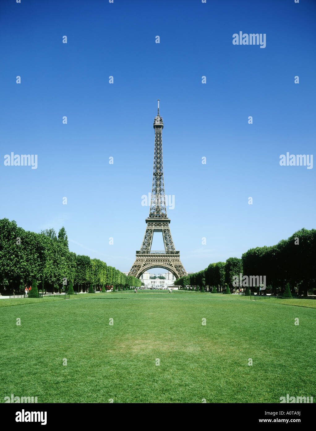 Tour Eiffel Champ de Mars World Heritage Stock Photo Alamy