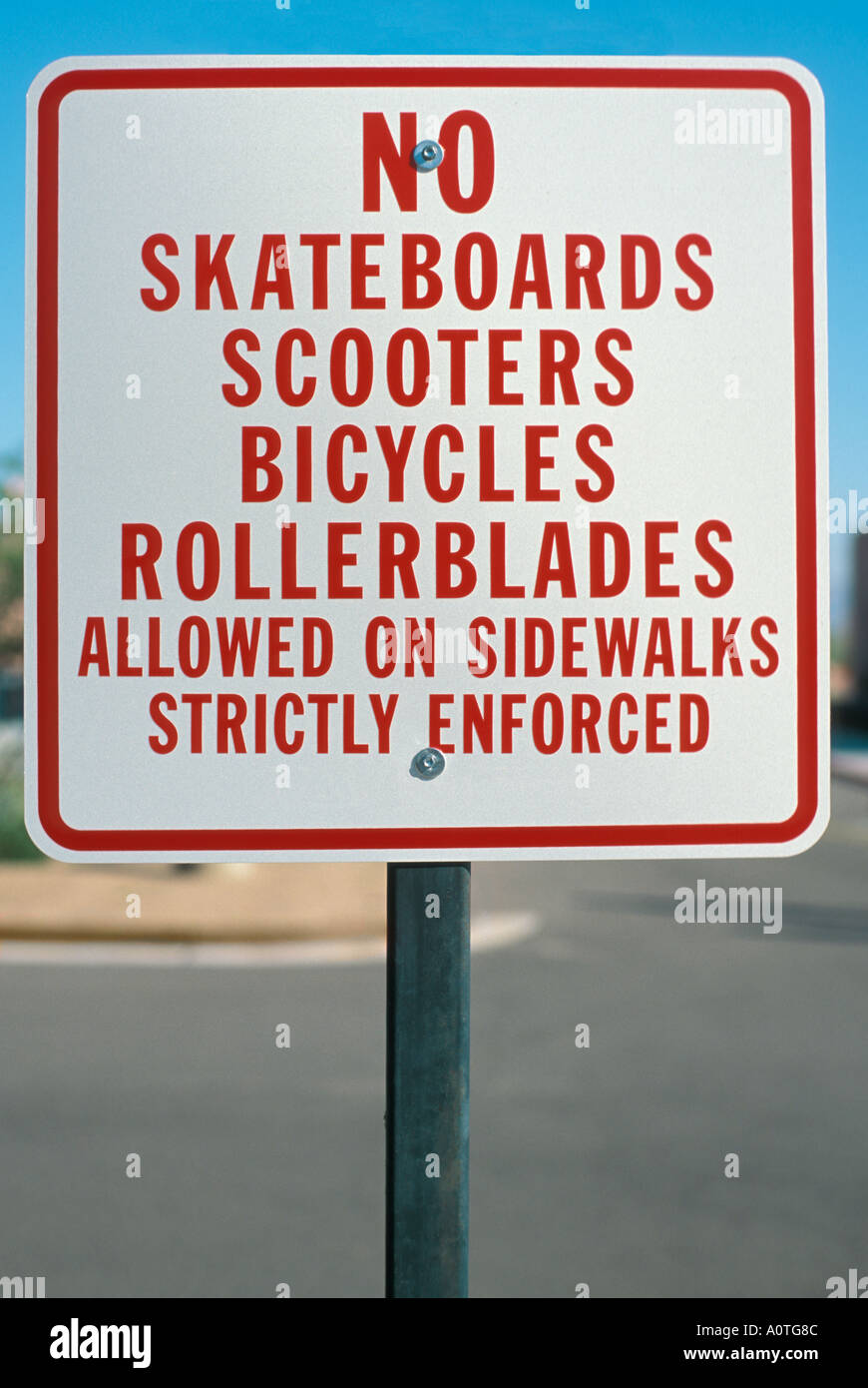 are bicycles allowed on sidewalks