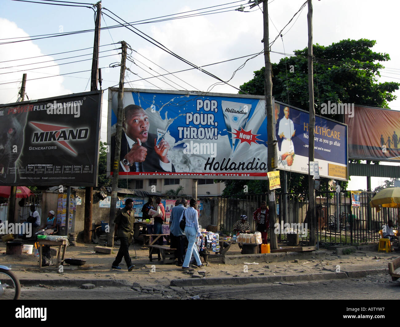 roadside stalls and advertising in lagos Stock Photo Alamy