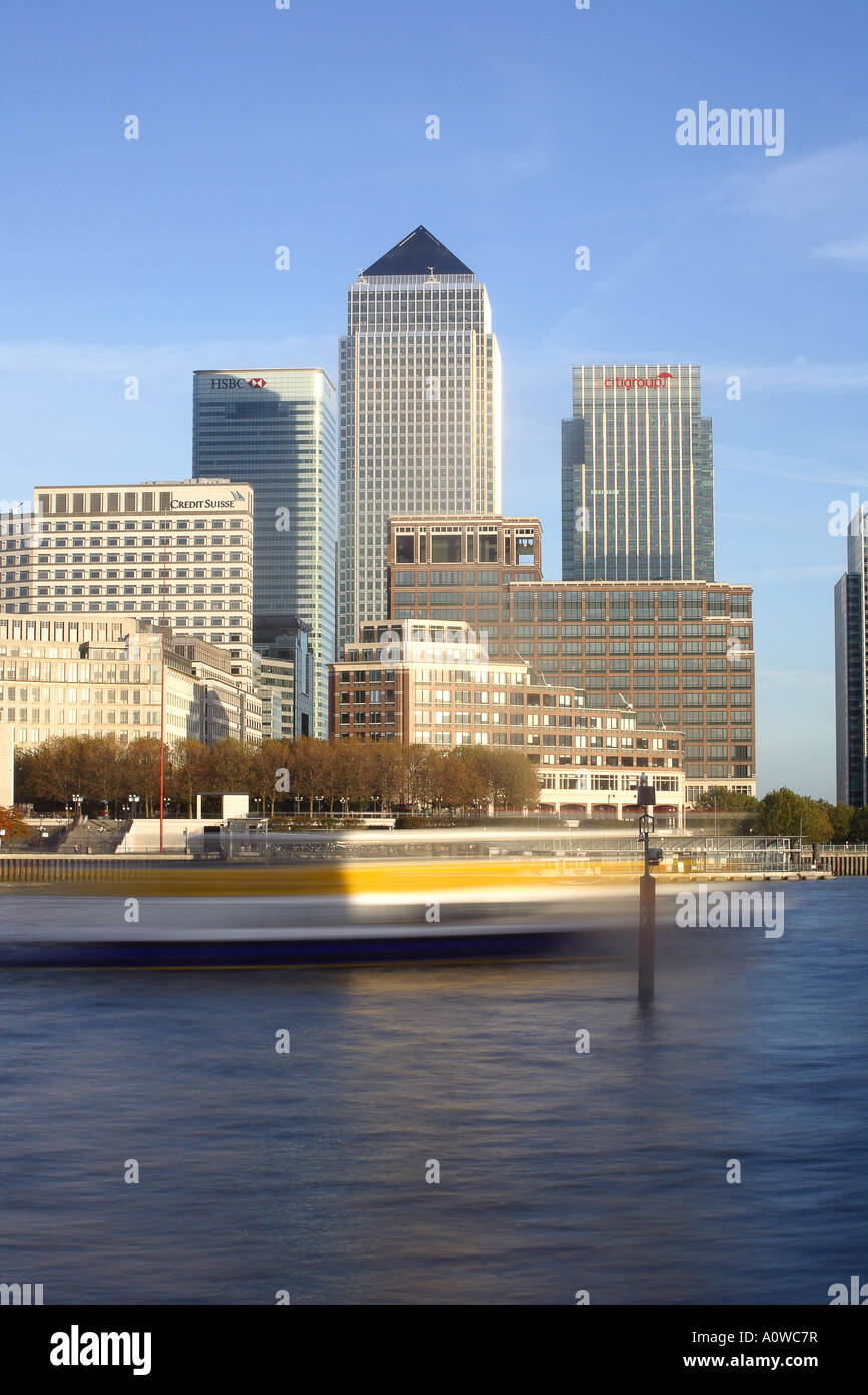 Docklands Canary Wharf and boat Stock Photo - Alamy