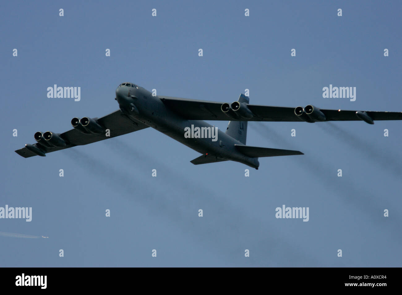 USAF B 52H flies by at RIAT 2005 RAF Fairford Gloucestershire England UK Stock Photo