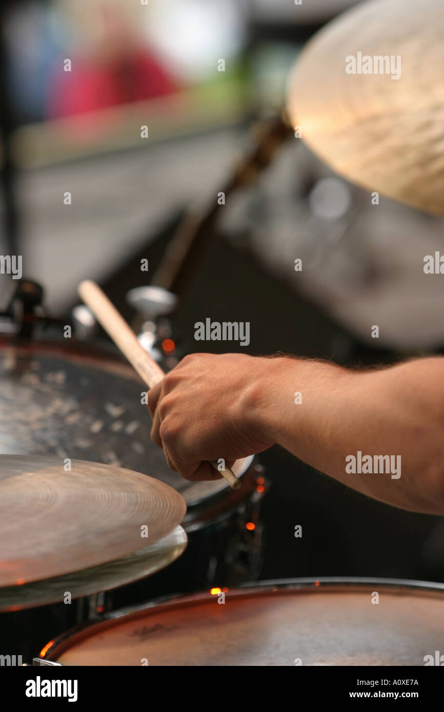 Tapping drums hires stock photography and images Alamy
