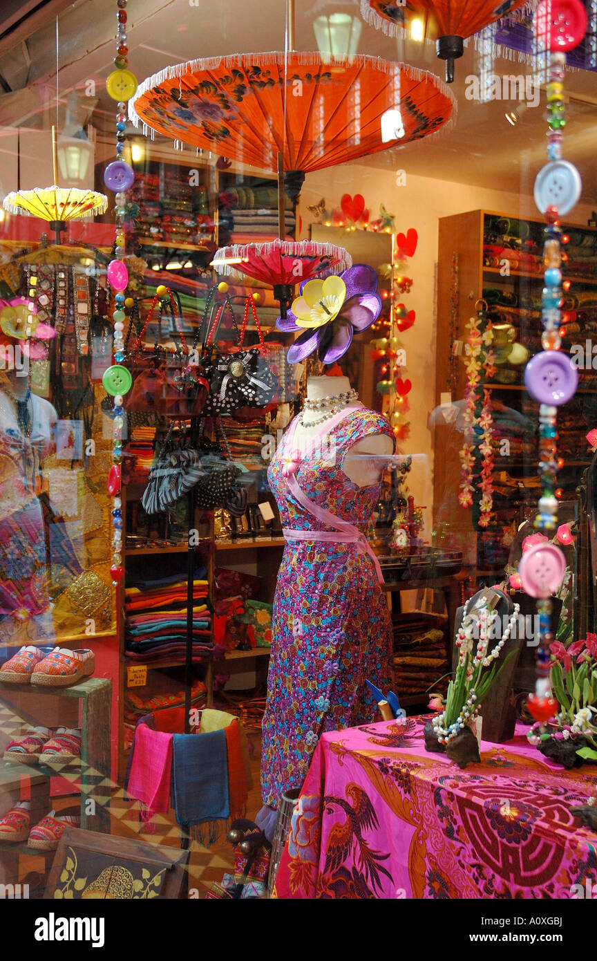 om diva dresses