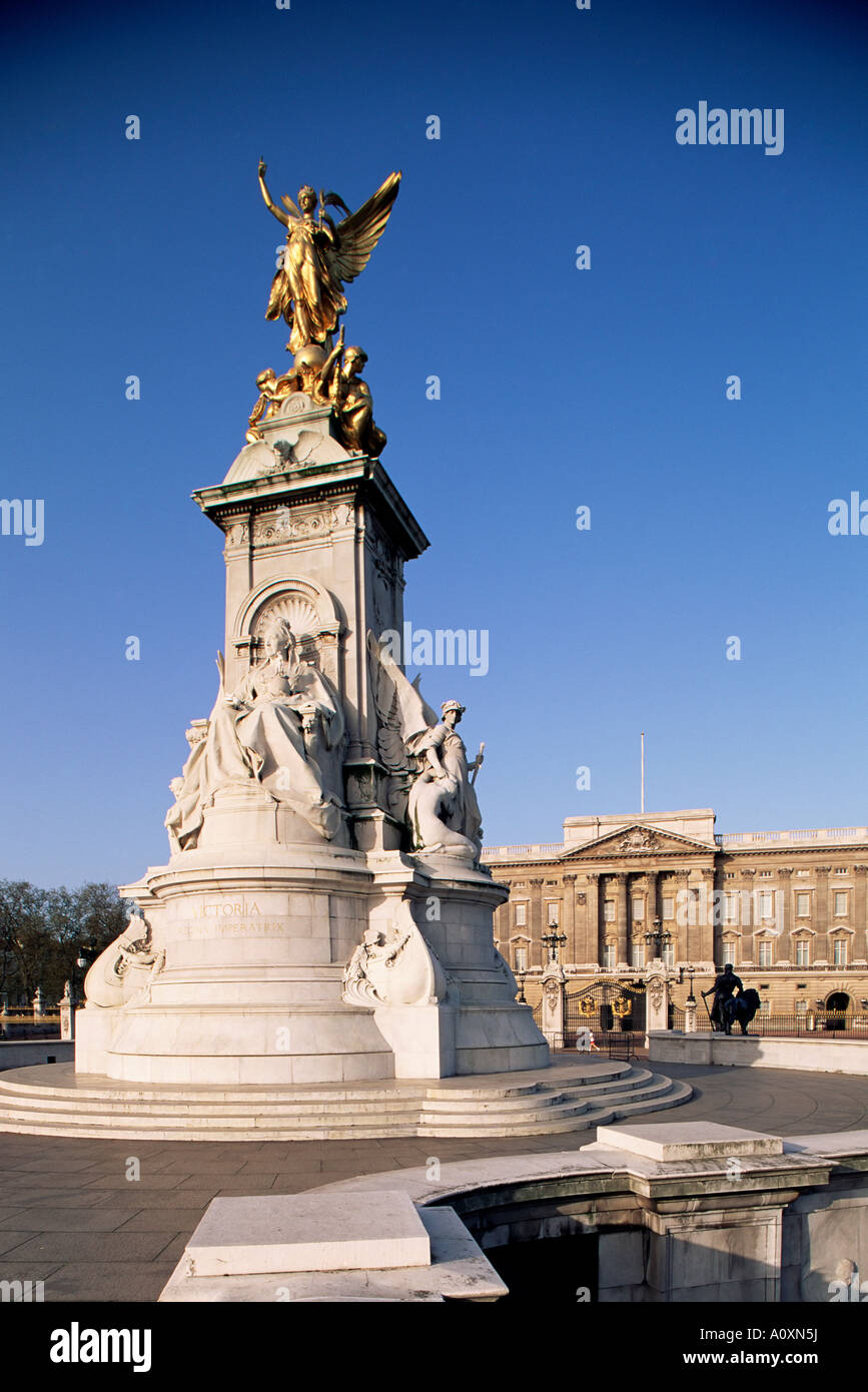 Victoria Memorial outside Buckingham Palace London England United Kingdom Europe Stock Photo