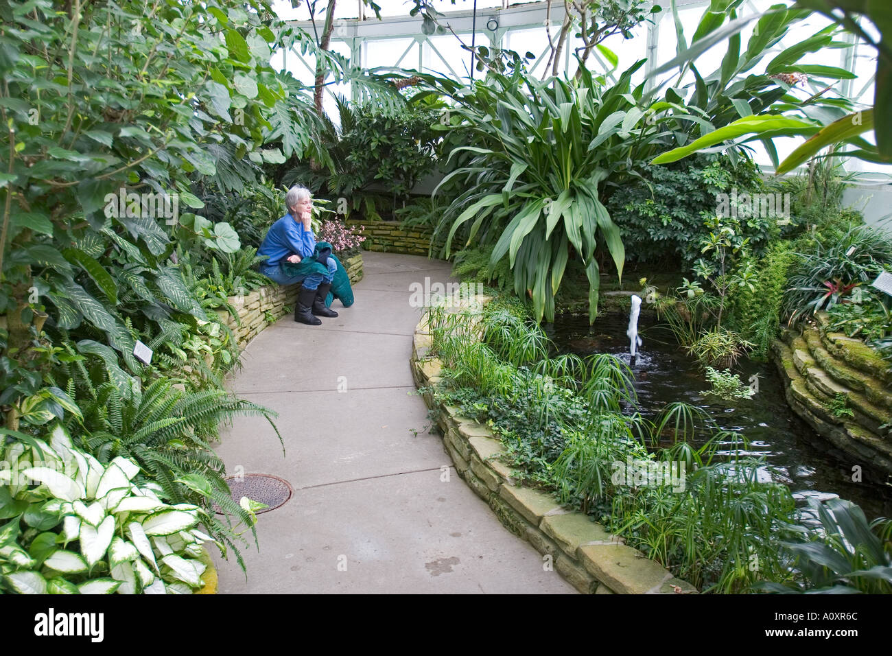 Hidden Lake Gardens Stock Photo 3293035 Alamy