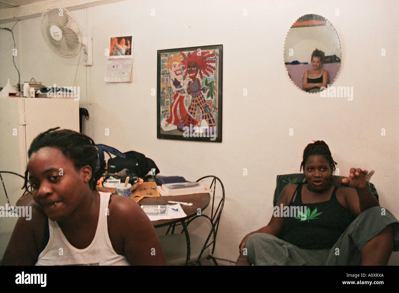 Havana, Cuba. Feminist Hip Hop trio Las Krudas at their flat share in  Havana Vieja Stock Photo - Alamy