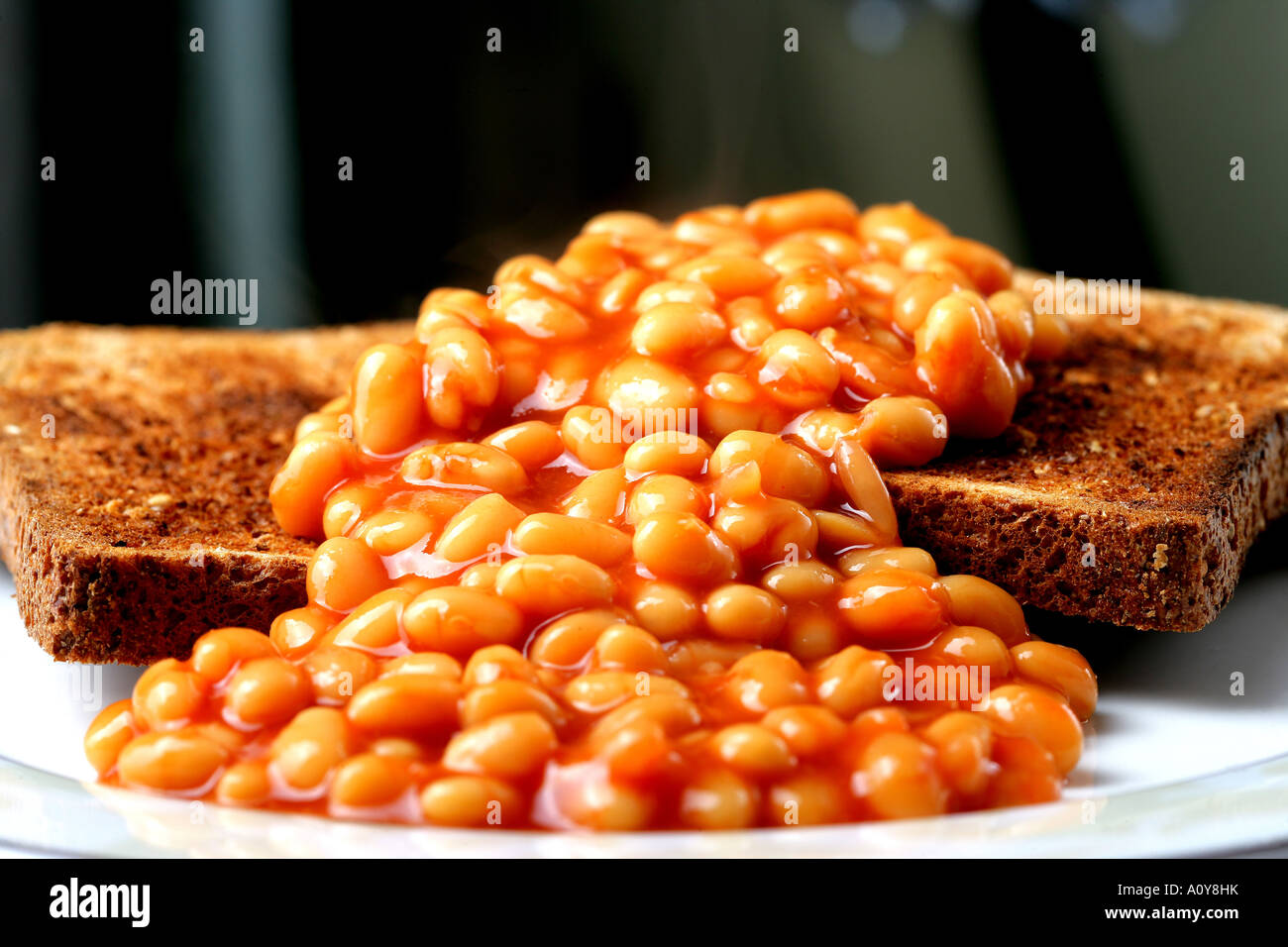 Healthy High Fibre Baked Beans In Tomato Sauce on Toast Or Toasted
