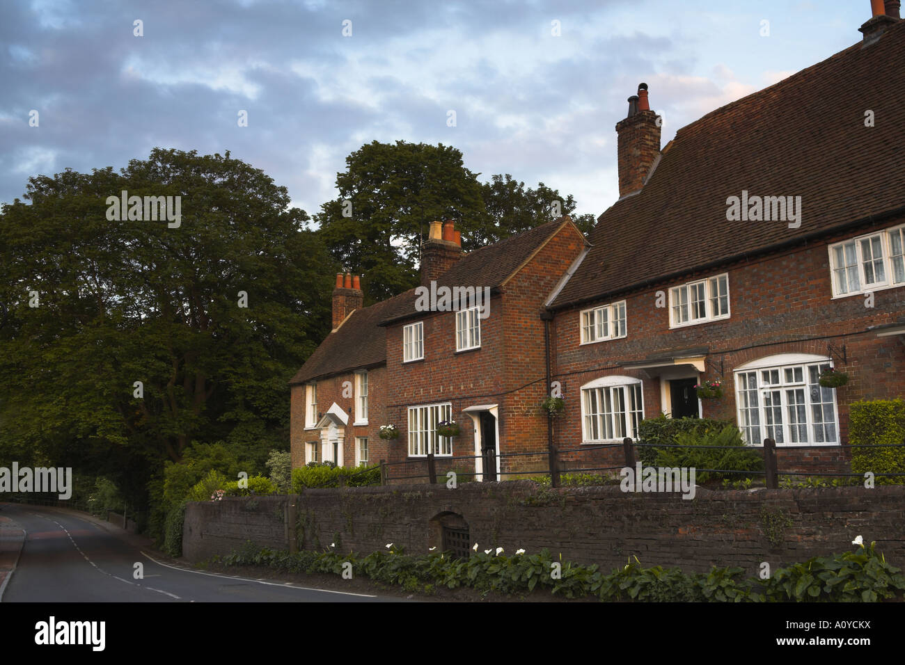 Cottages on Mill Hill Stock Photo Alamy