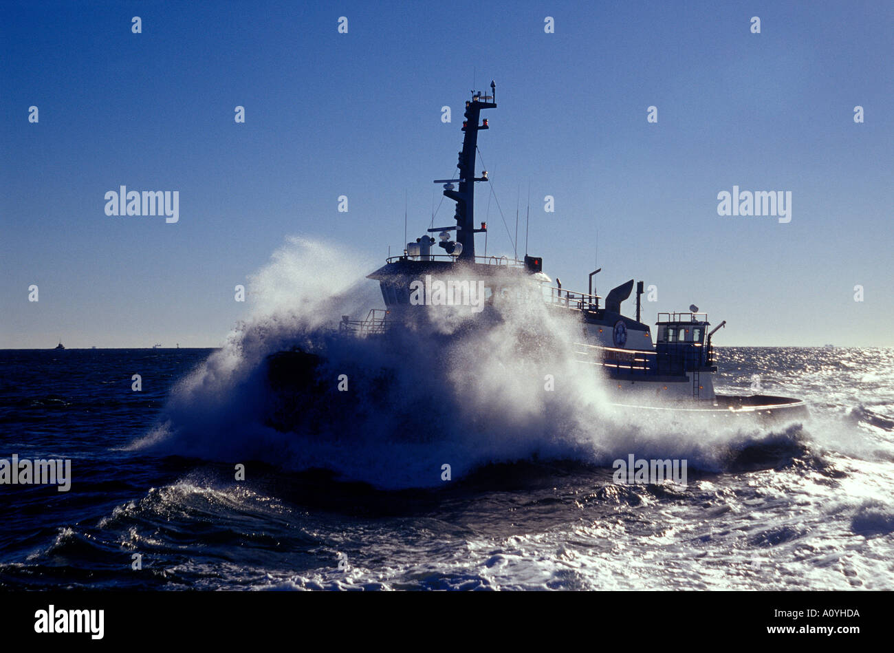 Harvey Gulf International s ocean tug Harvey Thunder ploughs throught a