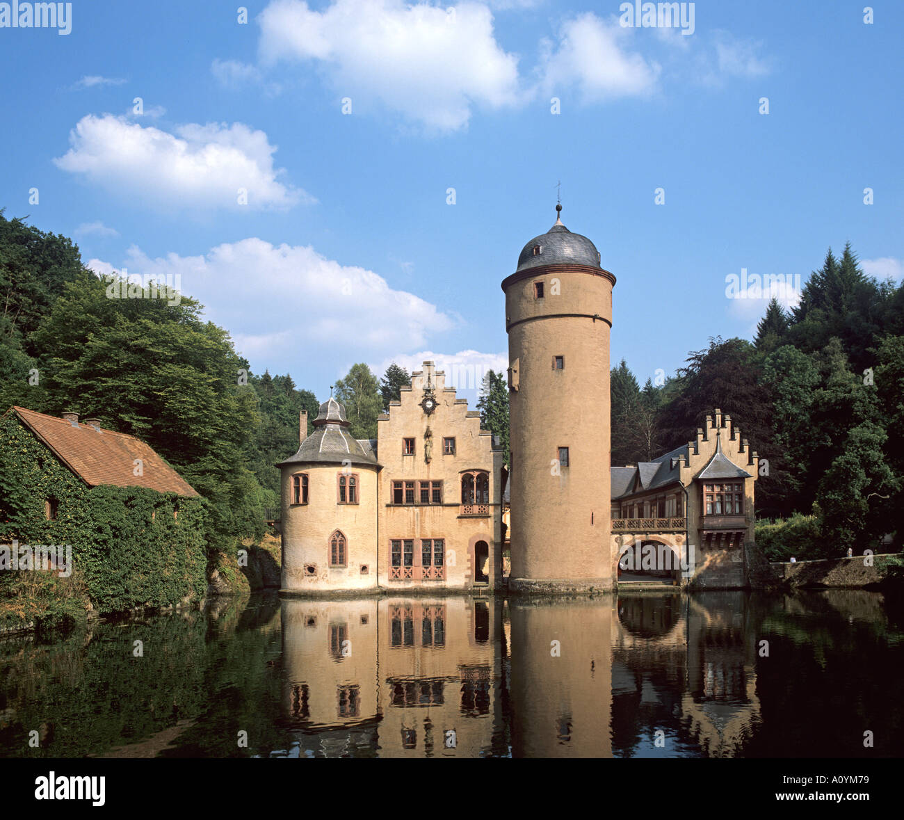 Europa Europe Germany Deutschland Bayern Bavaria Mespelbrunn Schloss Castle Stock Photo
