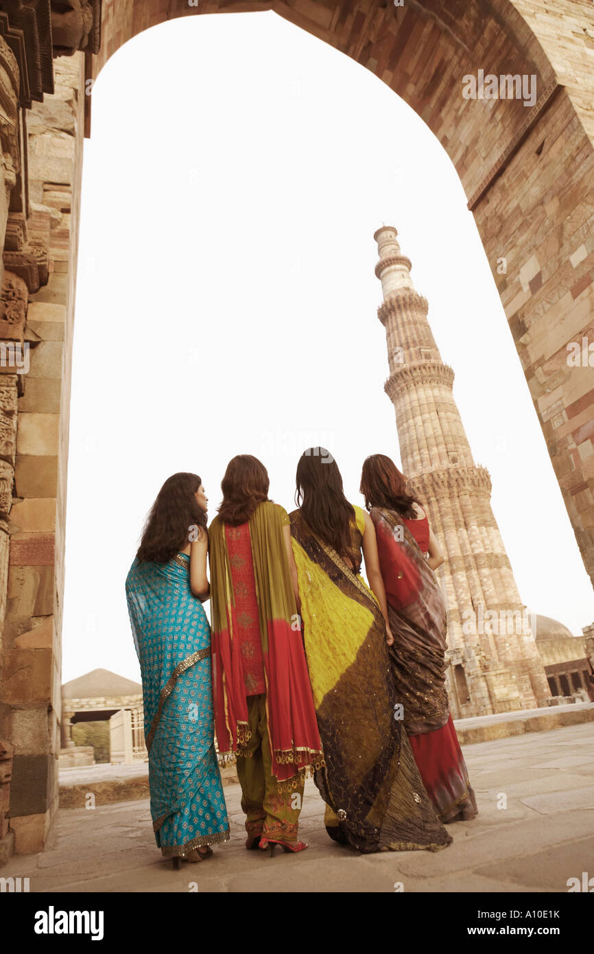 Women in delhi india hi-res stock photography and images - Alamy