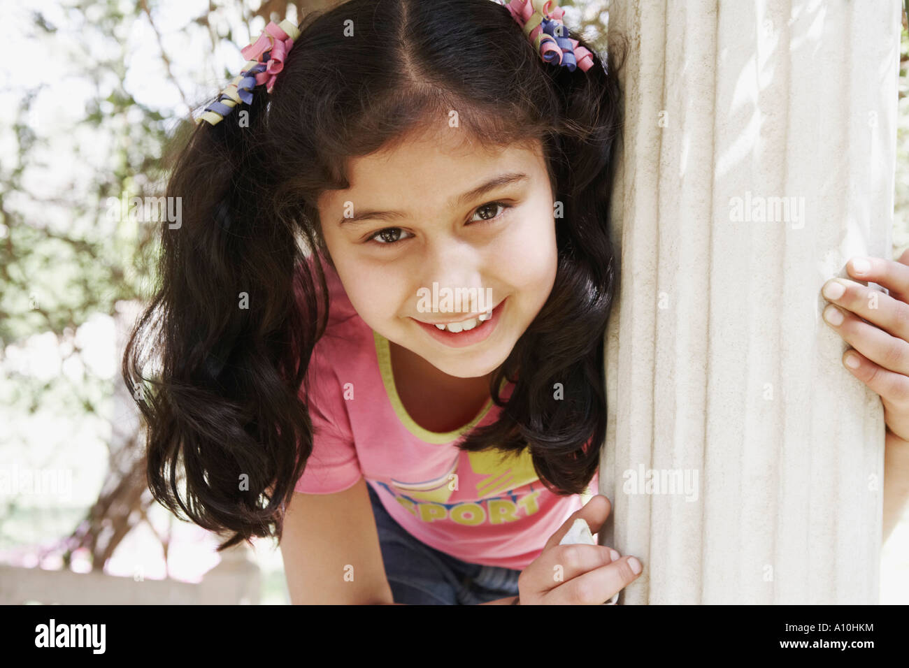Portrait of a girl smiling Stock Photo - Alamy