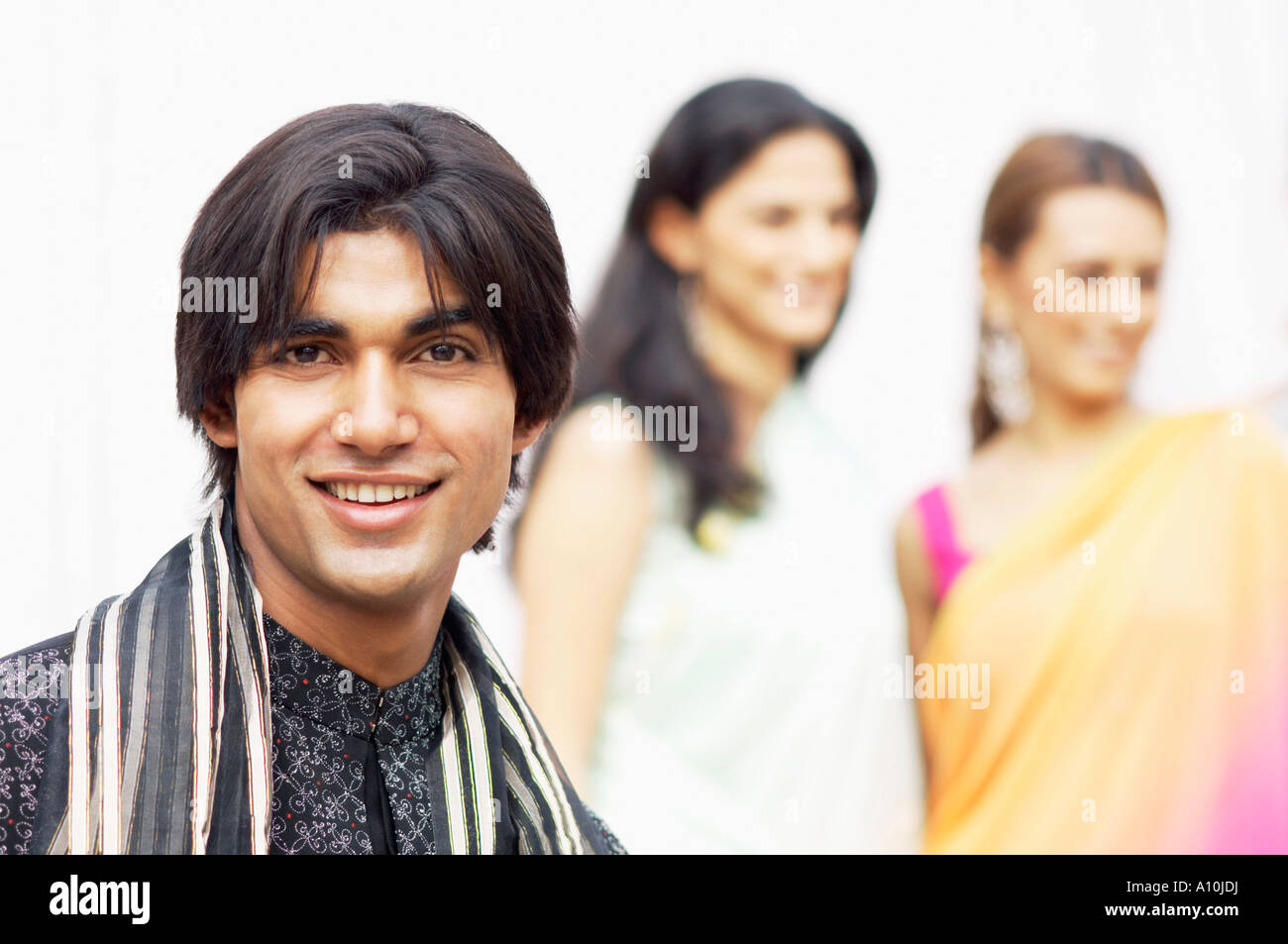 Portrait of a young man smiling Stock Photo - Alamy