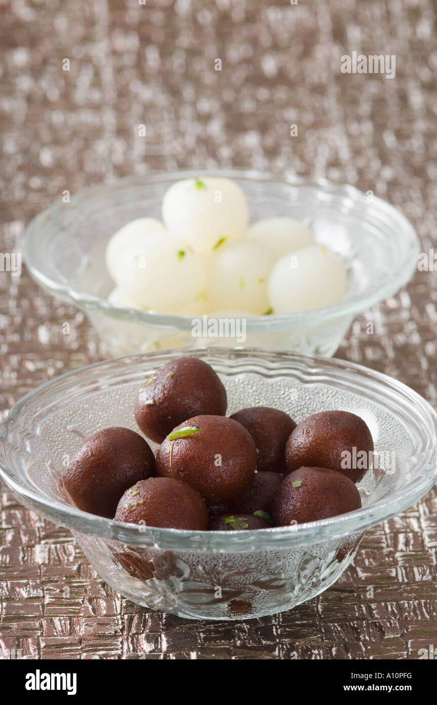 Gulab Rasagulla Indian sweet rasgulla gulab jamun hi-res stock photography and images ...