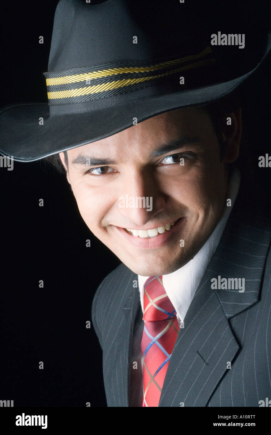 Portrait of a young man smiling Stock Photo - Alamy