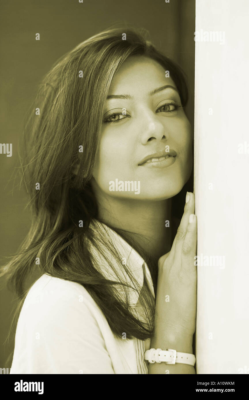 Portrait of a woman sepia toned hi-res stock photography and images - Alamy