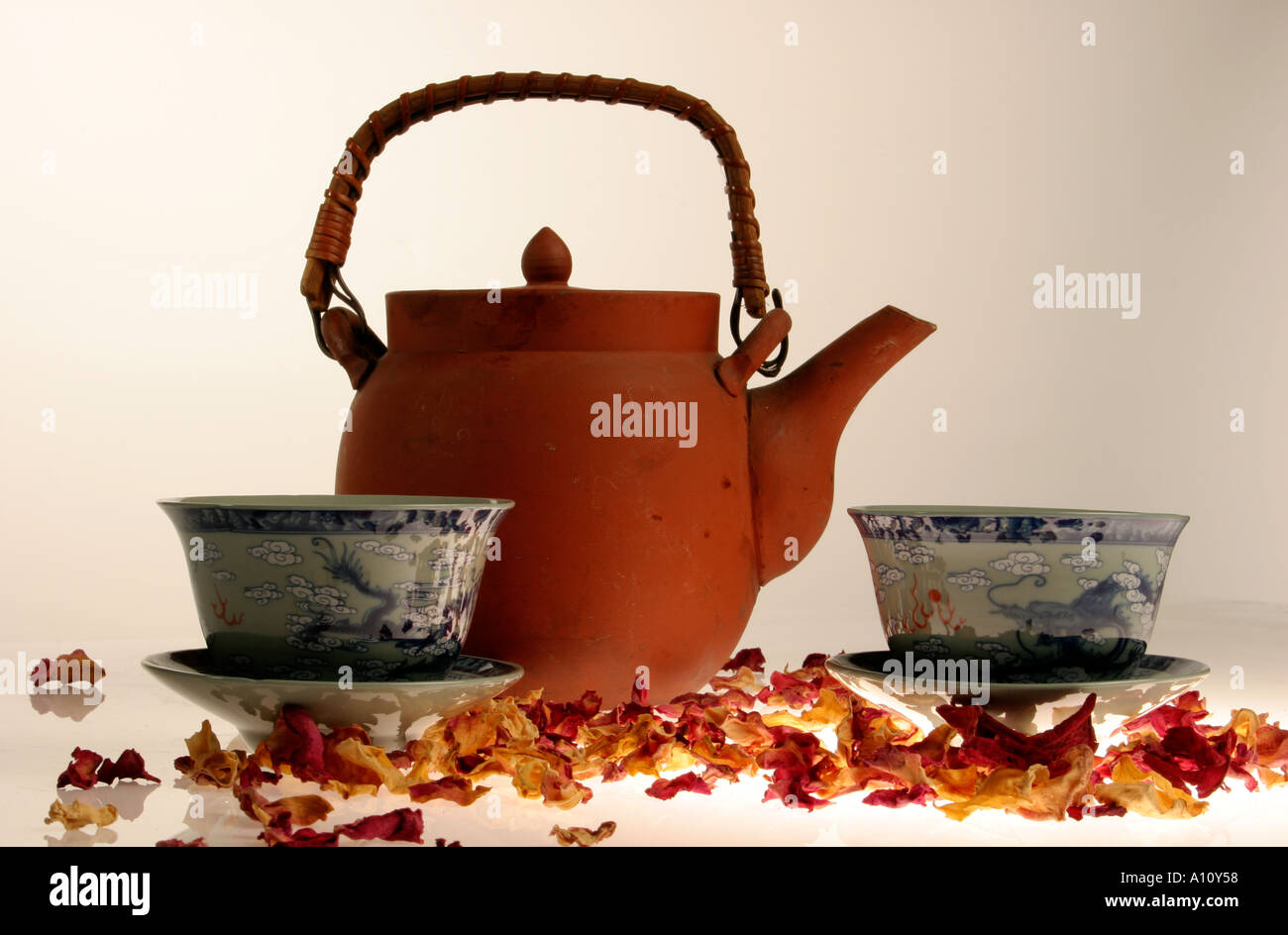 Chinese Tea Set Terracotta Kettle Pot Chinaware Porcelain Cup Saucer