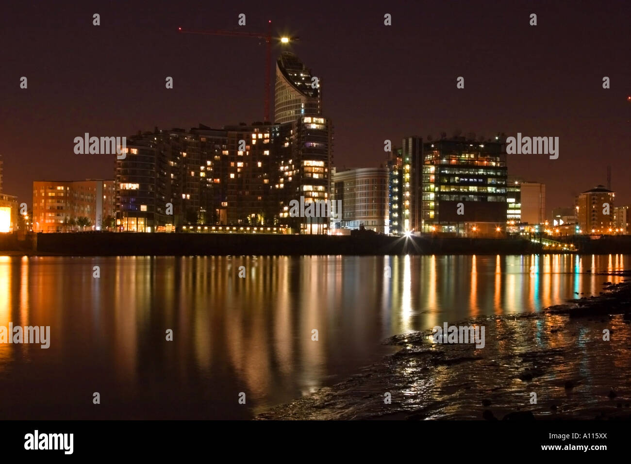 Ontario Tower residential apartments River Thames London Stock Photo