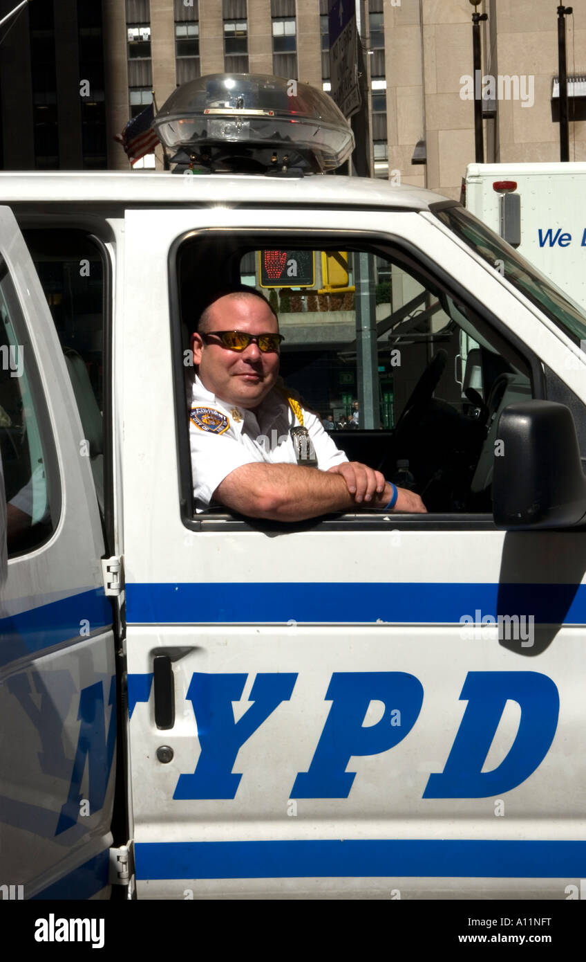 Nypd police car manhattan hi-res stock photography and images - Alamy