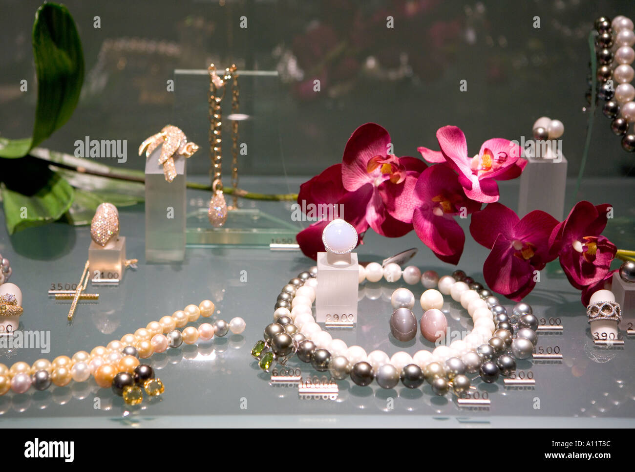 Jewellery shop in the Konigsallee exclusive shopping area Dusseldorf