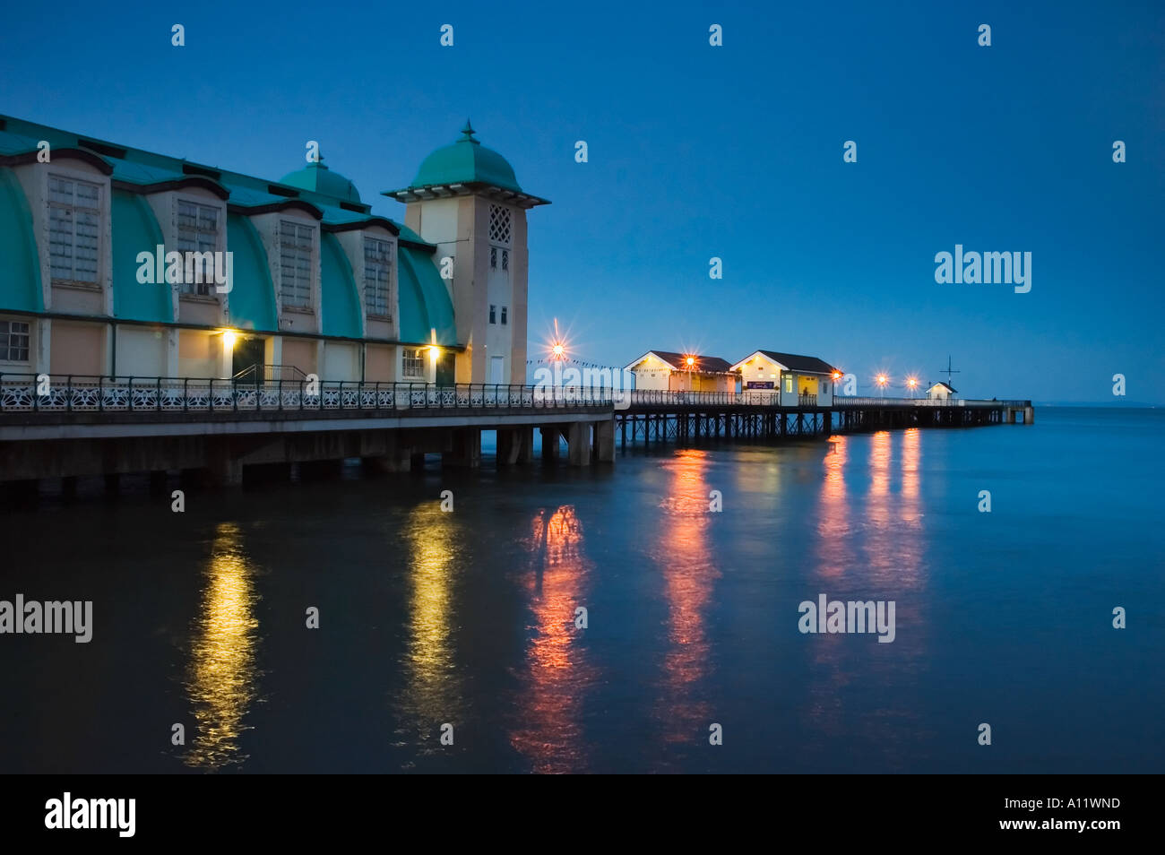 penarth-travel-wales-welsh-hi-res-stock-photography-and-images-alamy