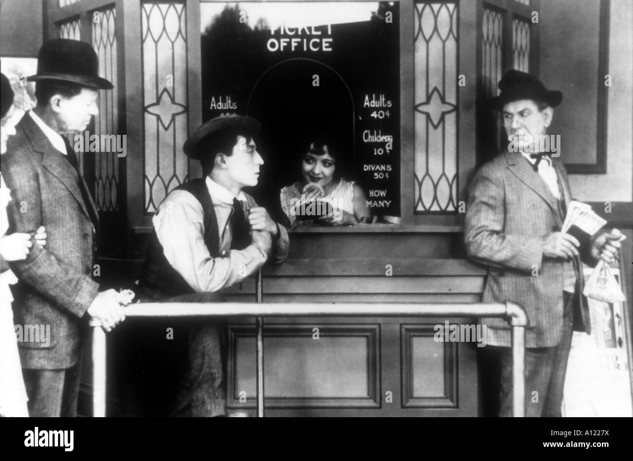 Buster Keaton Sherlock Jr High Resolution Stock Photography And Images Alamy Buster Keaton Sherlock Jr High Resolution Stock Photography And Images Alamy