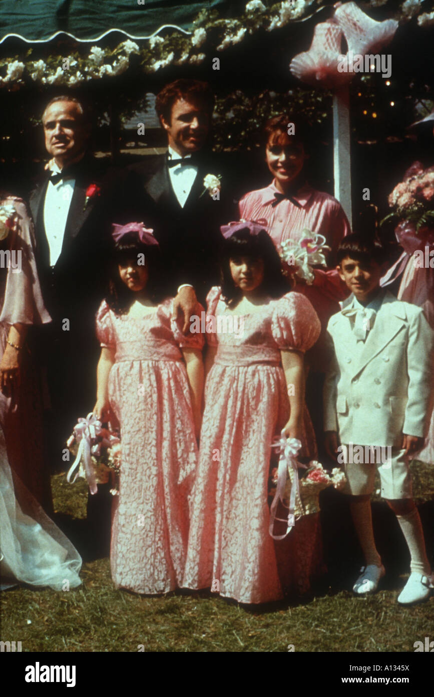This Wedding Party Included 18 Bridesmaids - Washingtonian, image size:867x1390