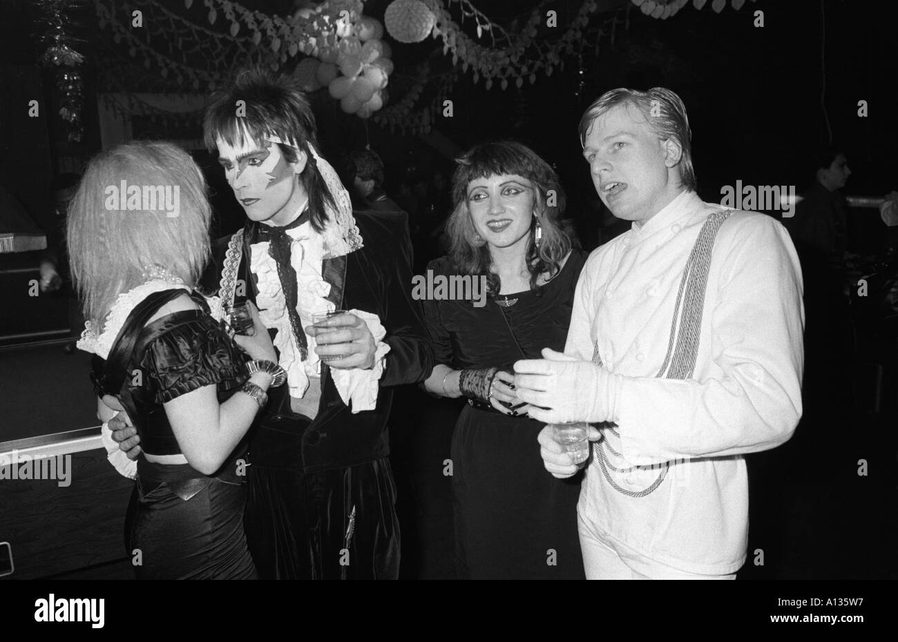 New Romantics men wearing makeup at night club fashion