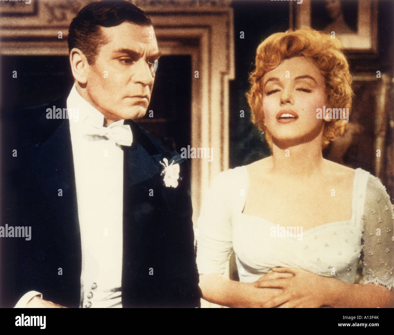 The Prince And The Showgirl Year 1957 Director Laurence Olivier Marilyn Monroe Laurence Olivier Stock Photo