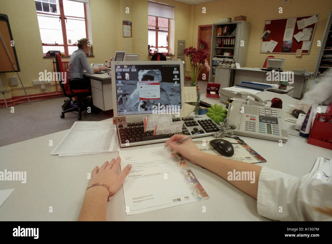 Hectic office hi-res stock photography and images - Alamy