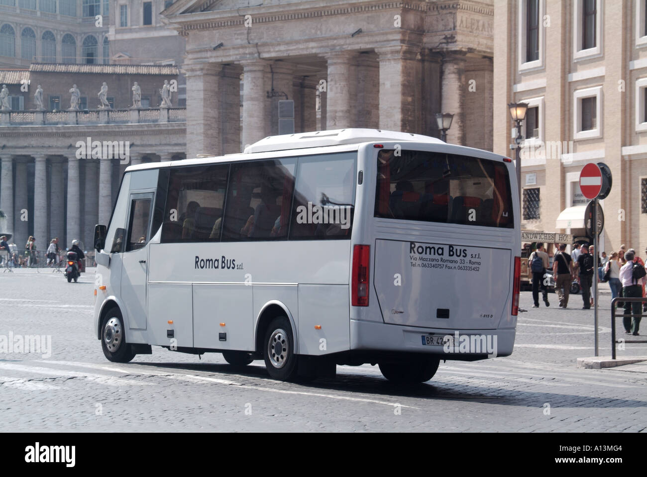 Rome mini coach approaching st hires stock photography and images Alamy