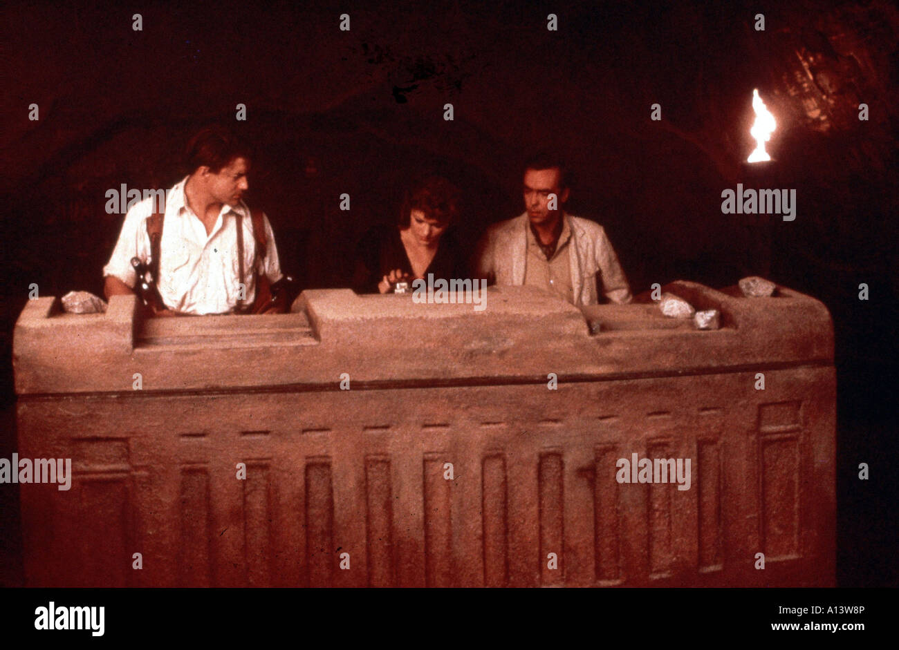The mummy 1999 brendan fraser hi-res stock photography and images - Alamy