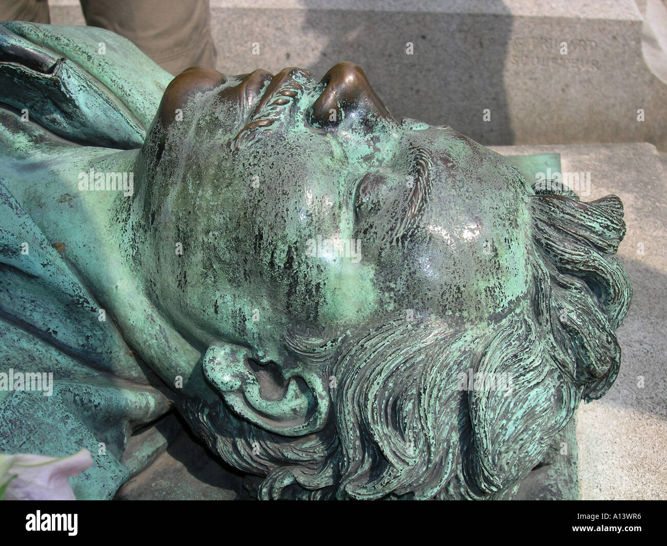 Victor noir paris hi-res stock photography and images - Alamy