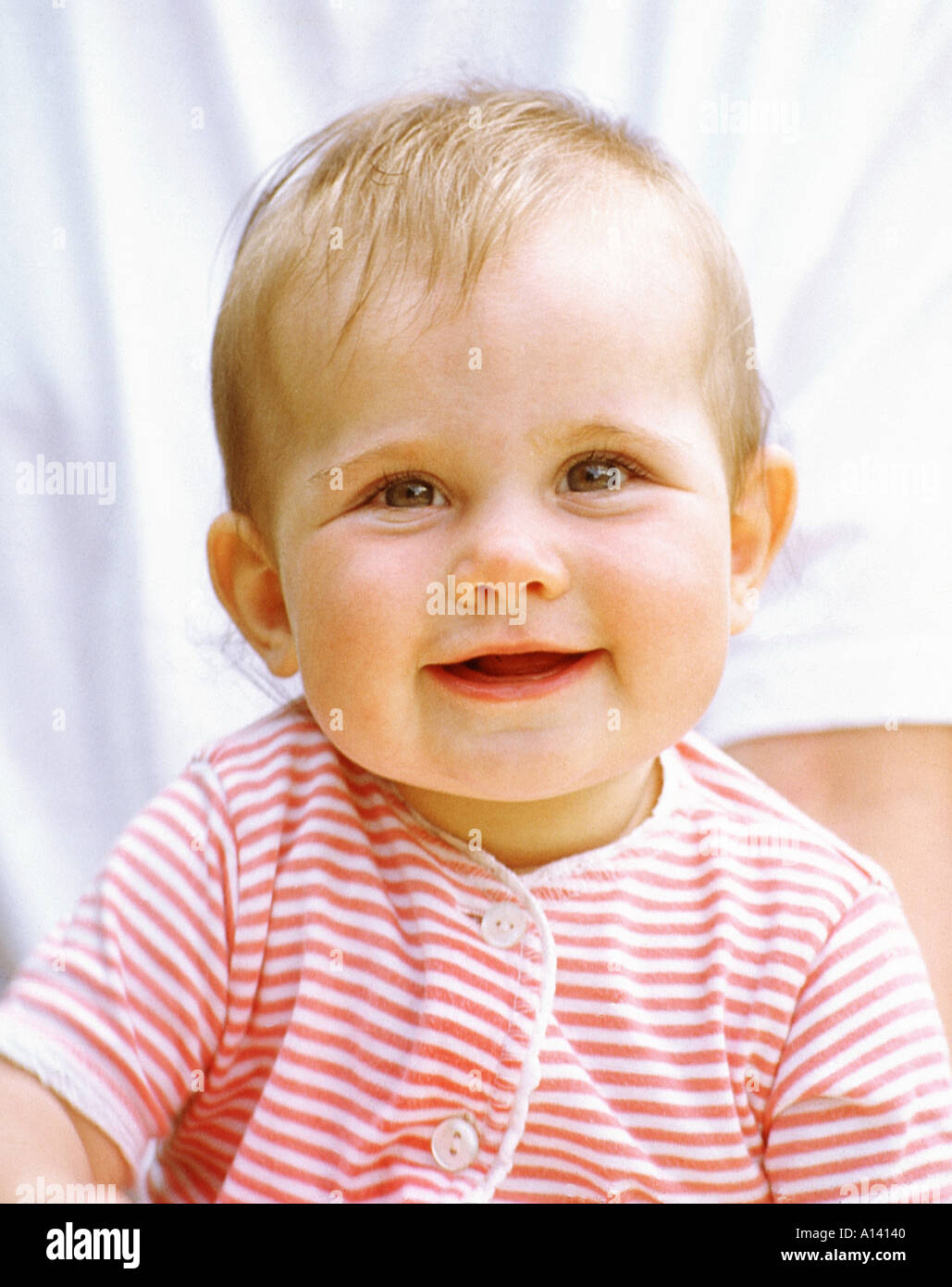 Happy toddler girl hi-res stock photography and images - Alamy