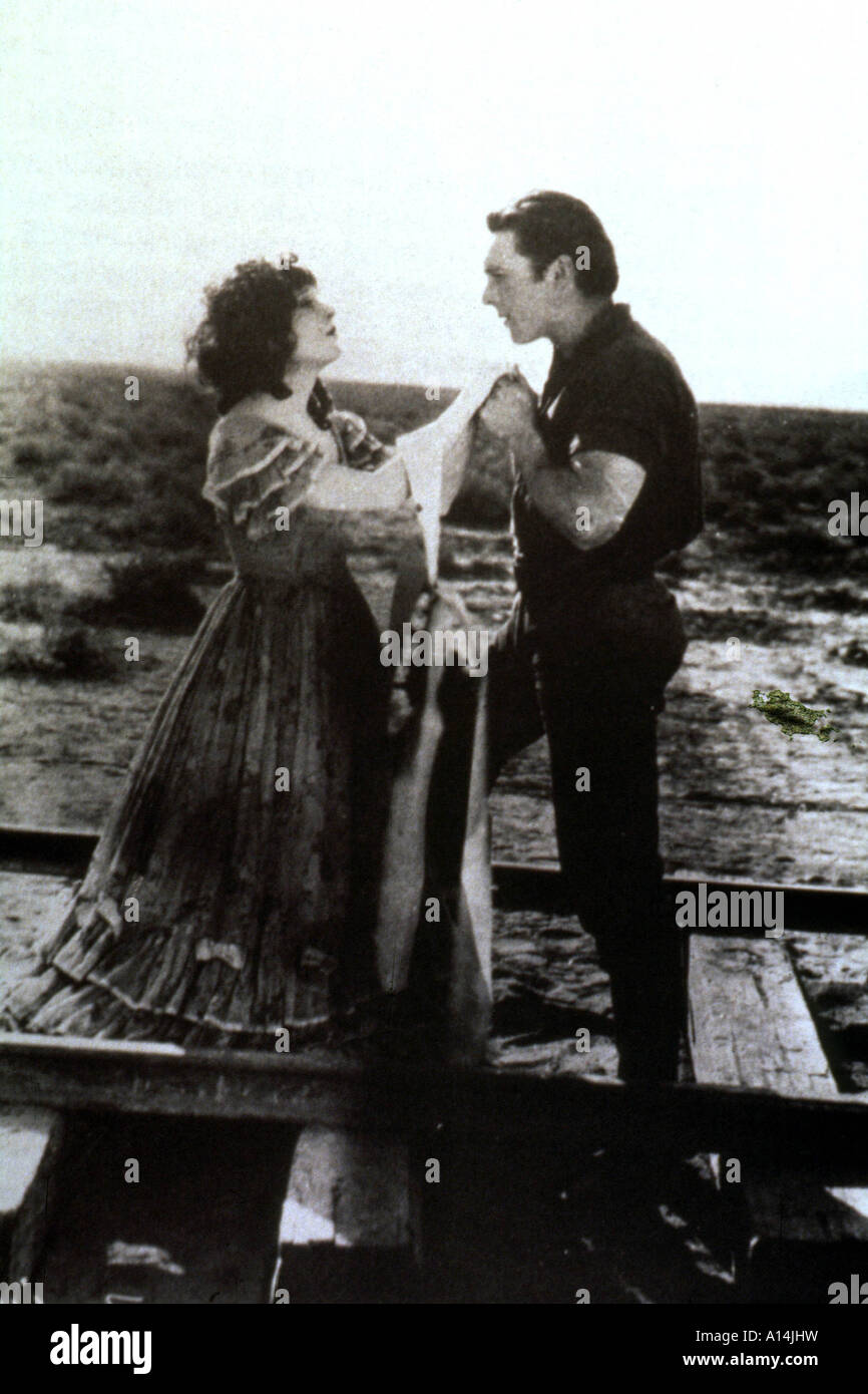 The iron horse 1924 John Ford O Brien Madge Bellamy Stock Photo