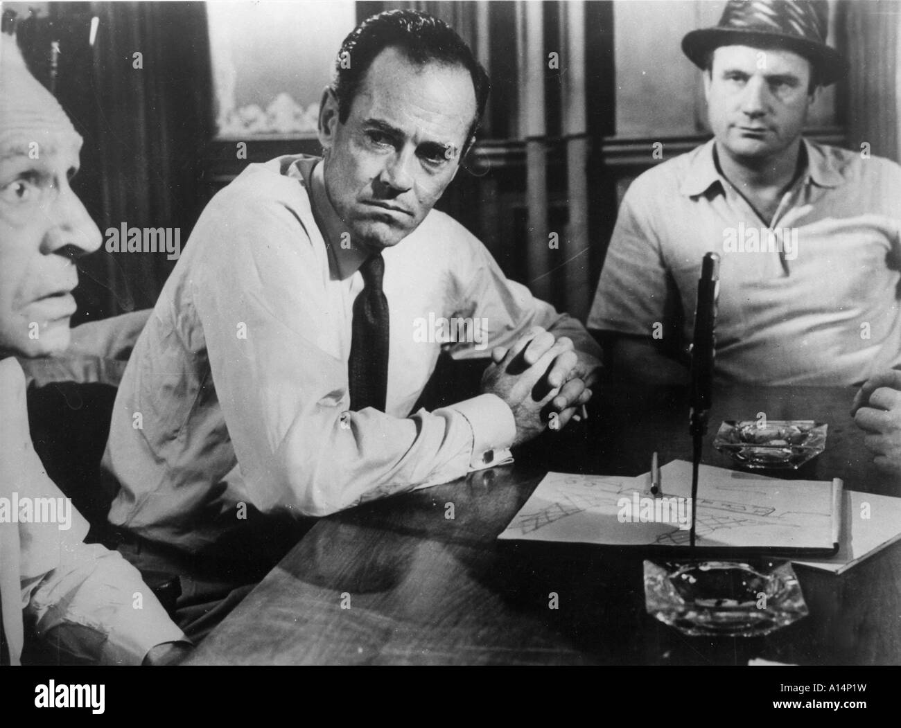 Sidney lumet henry fonda Black and White Stock Photos & Images - Alamy