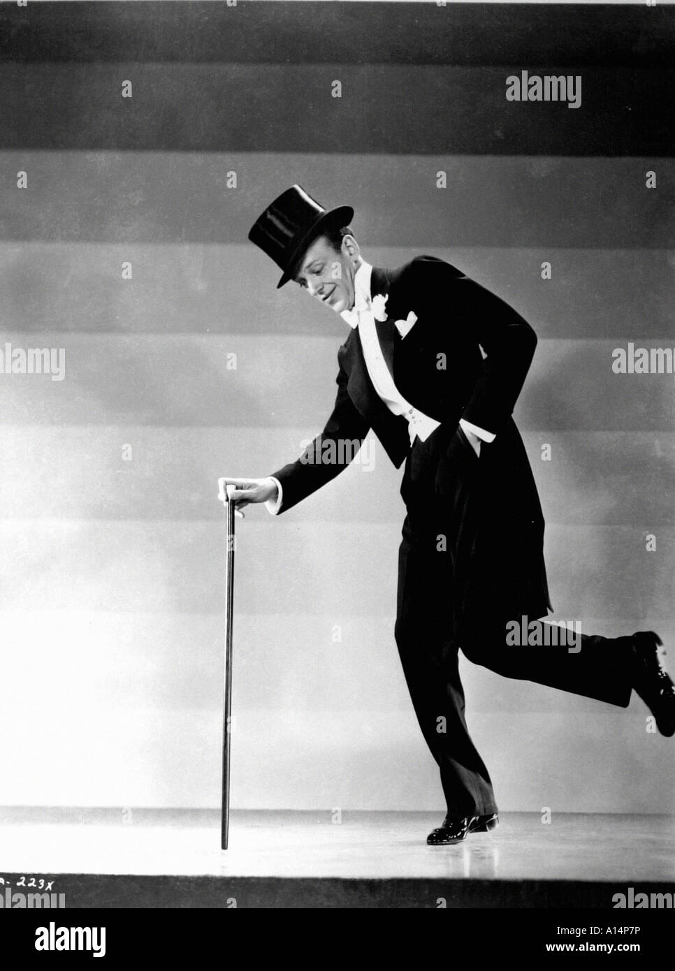 Top hat 1935 Mark Sandrich Fred Astaire Stock Photo Alamy