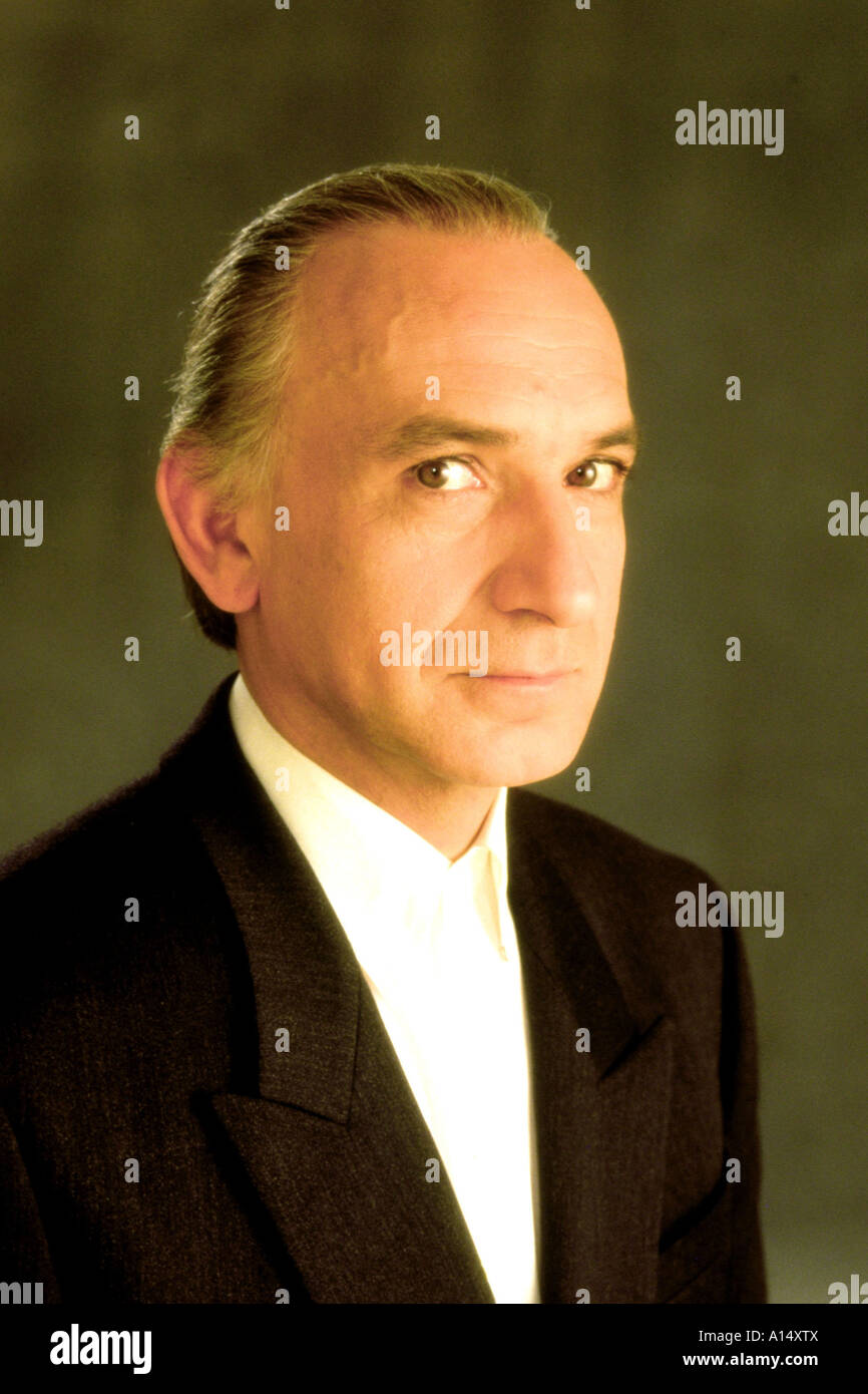 Sneakers 1992 Phil Alden Robinson Ben Kingsley Stock Photo - Alamy