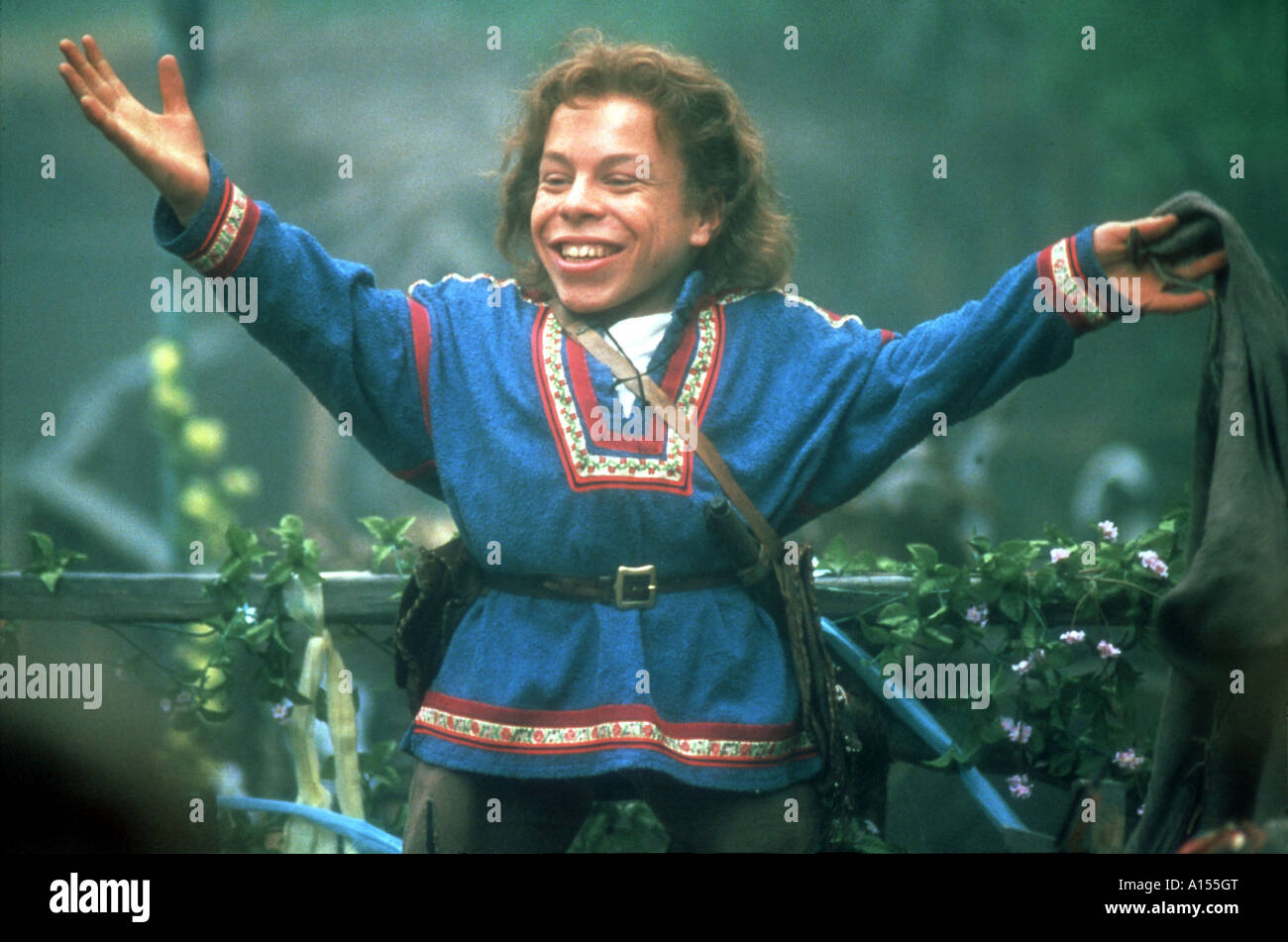 Willow Year 1988 Director Ron Howard Warwick Davis Stock Photo - Alamy
