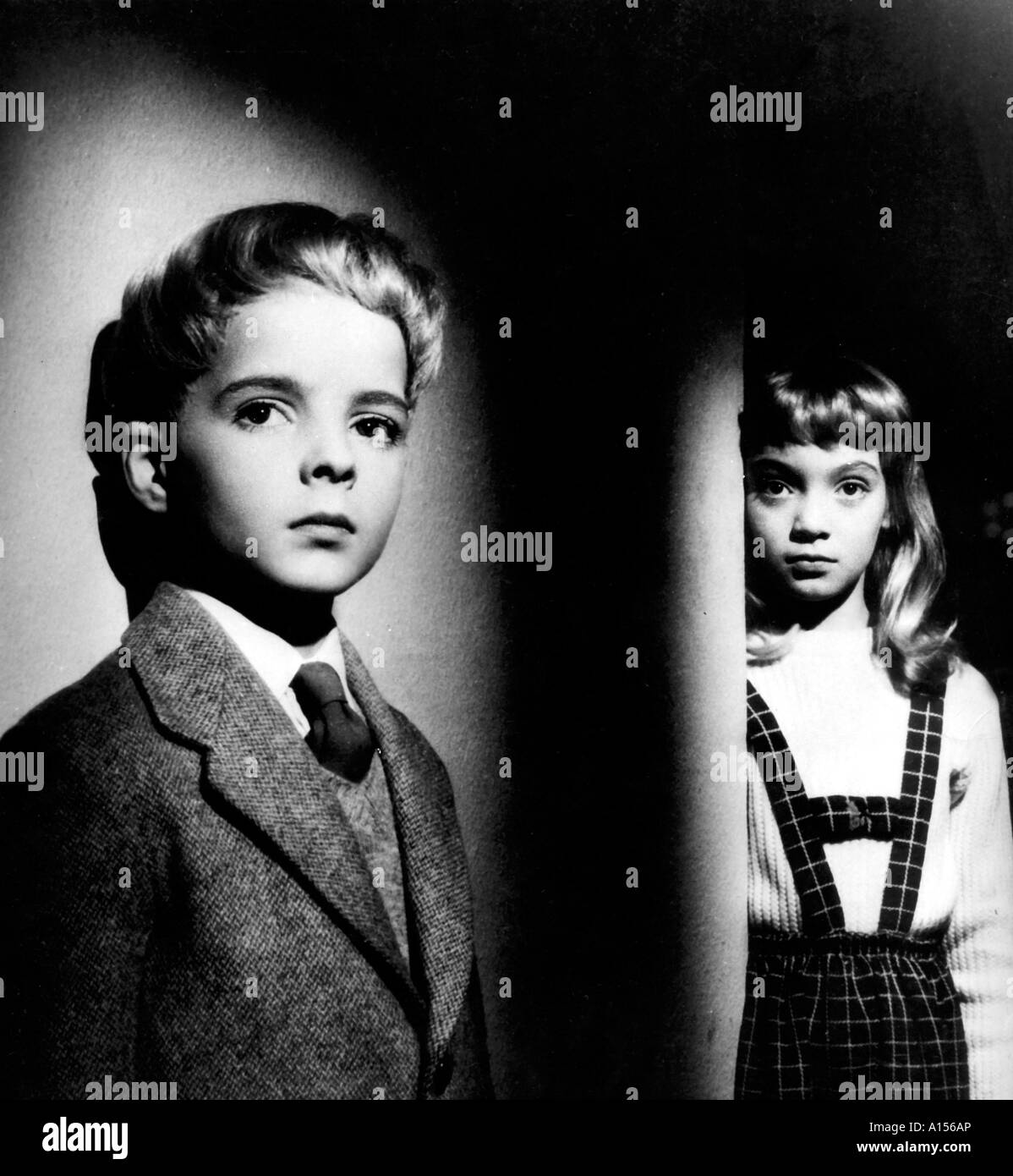 Village of the damned 1960 hi-res stock photography and images - Alamy