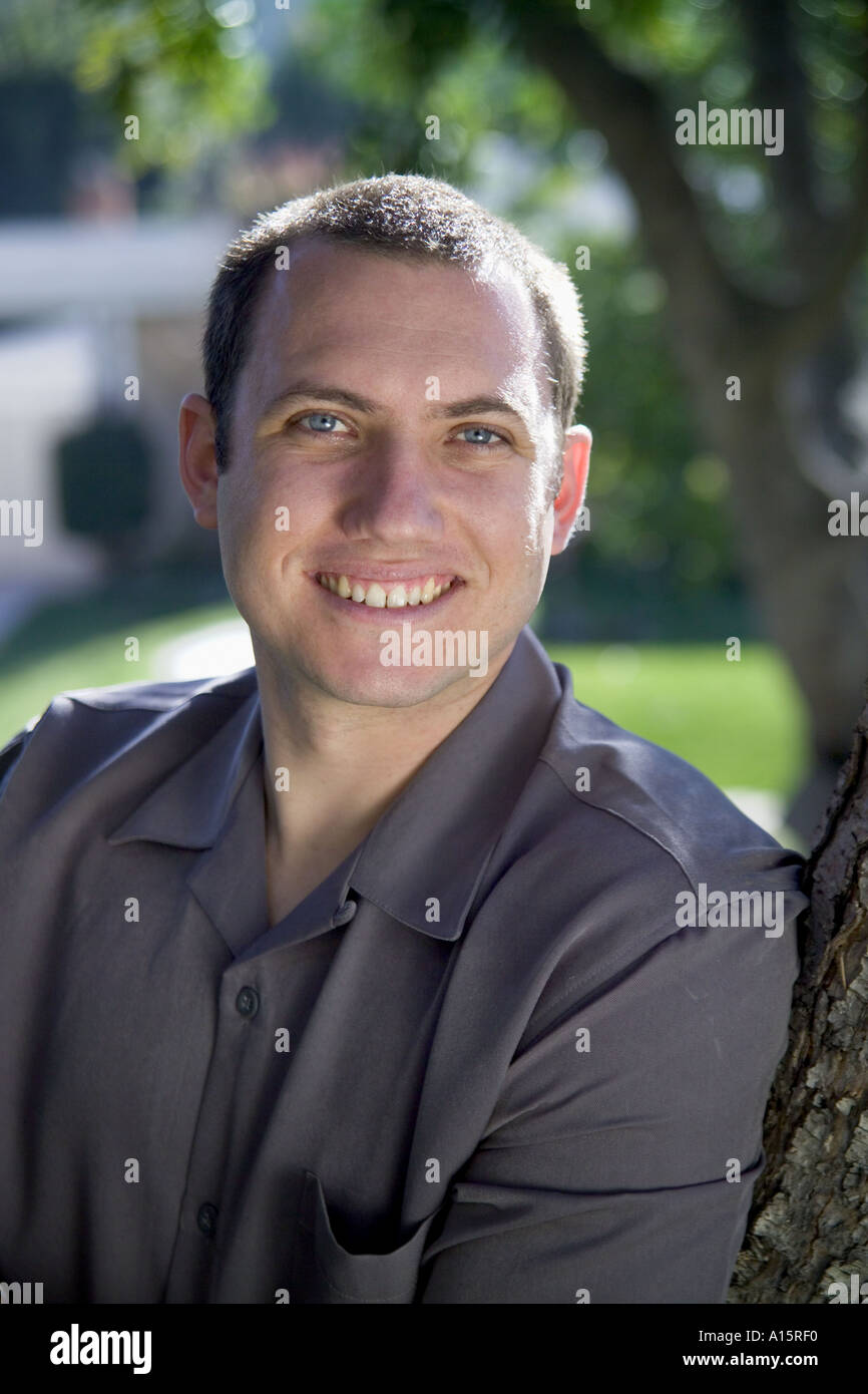 Dark brown hair brown eyes man hi-res stock photography and images - Alamy