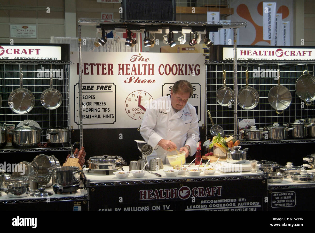 florida-state-fair-at-tampa-florida-offers-entertainment-food-eating