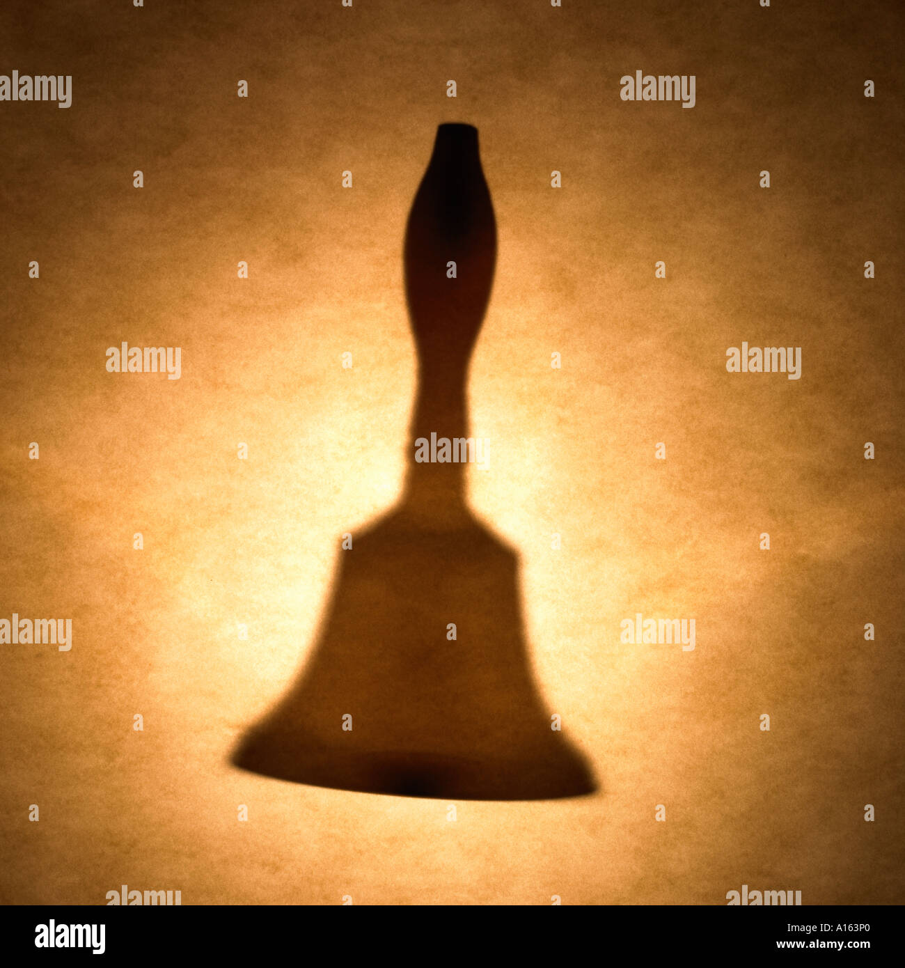 School bell ringing hires stock photography and images Alamy
