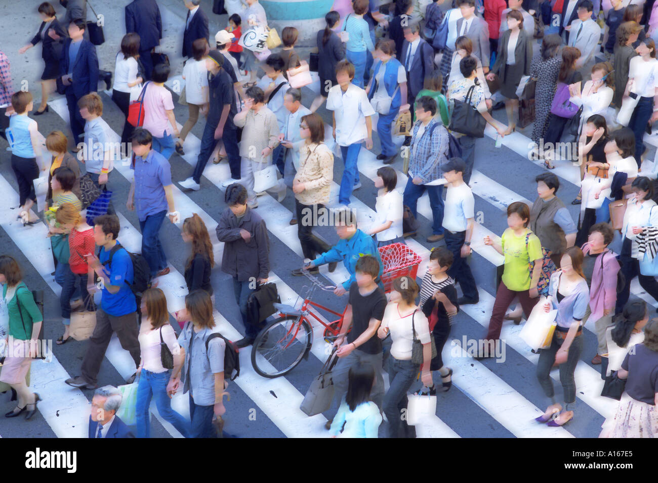 Street crowd motion blur hi-res stock photography and images - Alamy