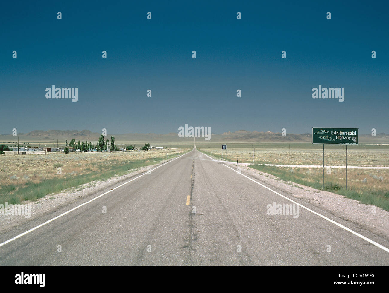 Supersonic location hi-res stock photography and images - Alamy