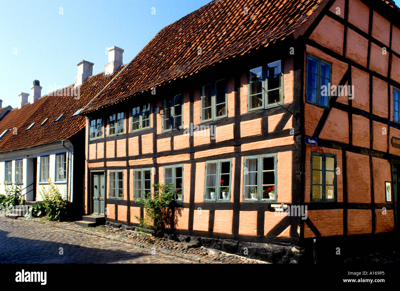 18th century houses hi-res stock photography and images - Alamy