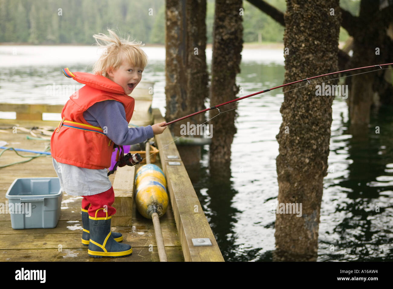 Child girl dock fishing hi-res stock photography and images - Page