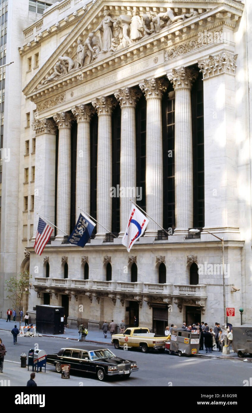 Nyse wall street new hi-res stock photography and images - Alamy
