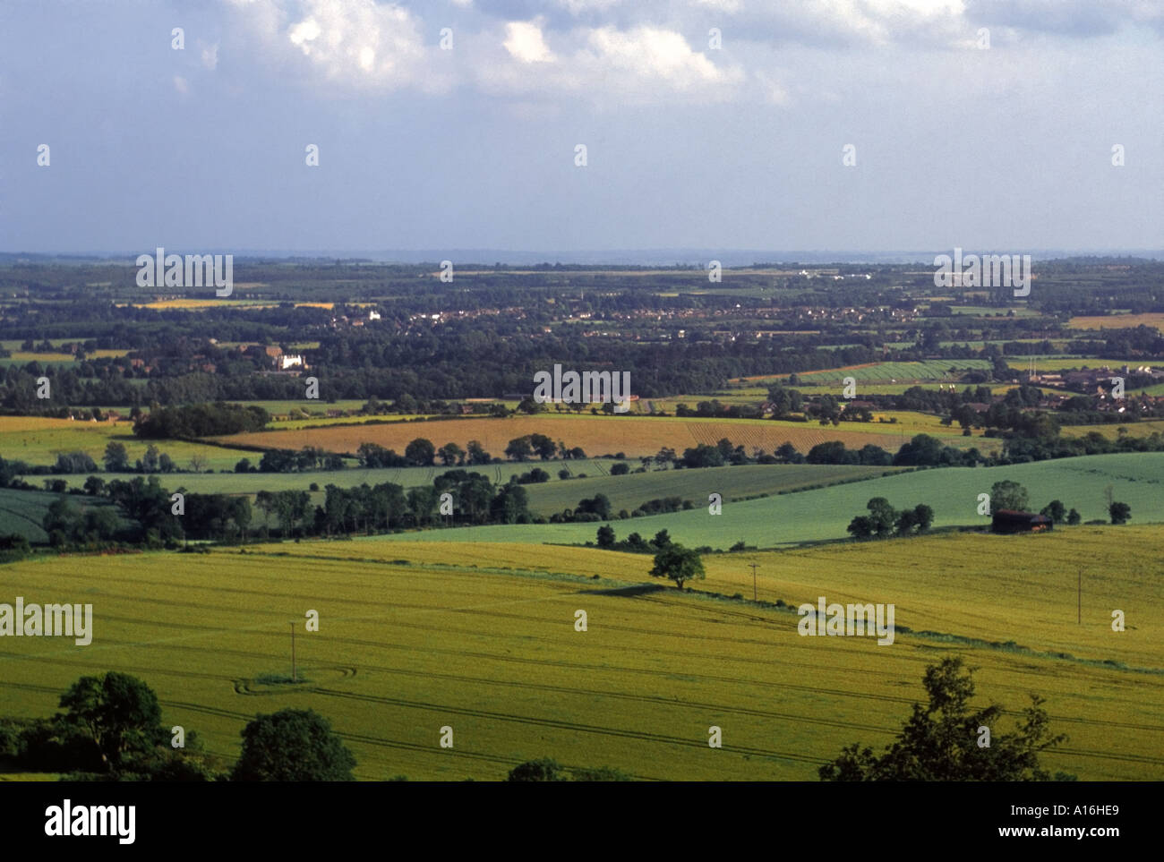 Long distance footpath kent hi-res stock photography and images - Alamy