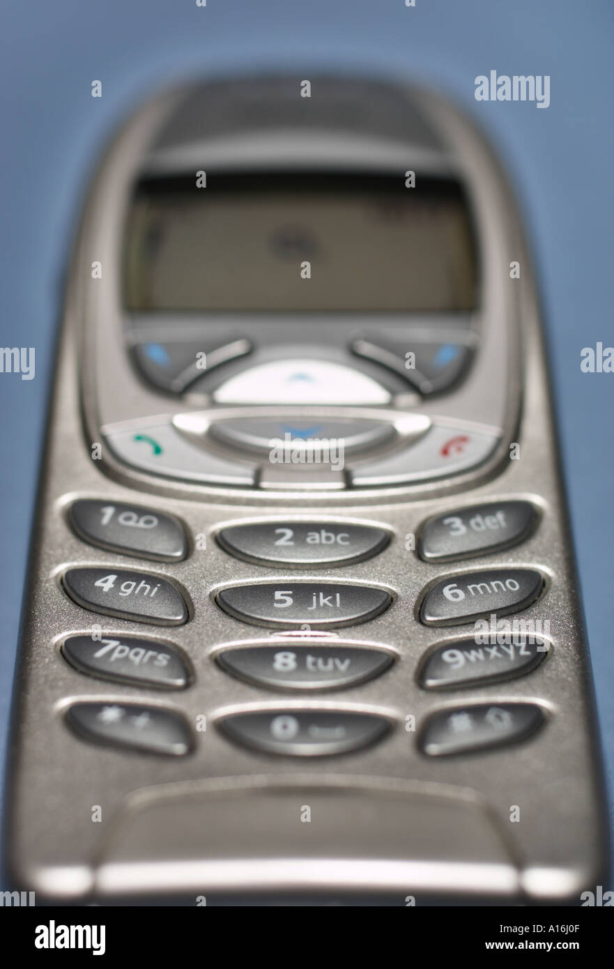 Close up of older mobile phone 2005 Stock Photo - Alamy